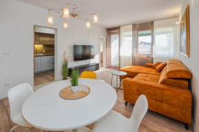 Split Serenity Apartment with Sea View Balcony